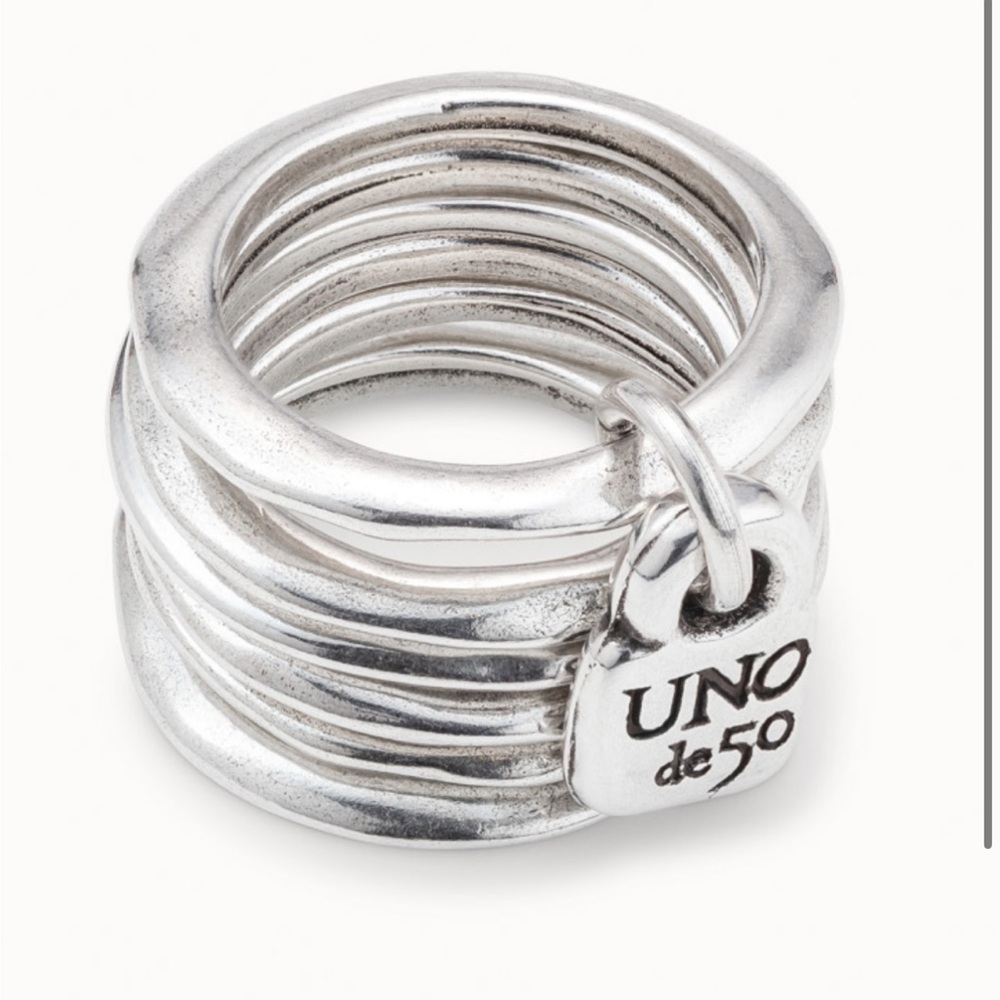 UNO de 50 Silver Multi-Band Ring with Logo Charm